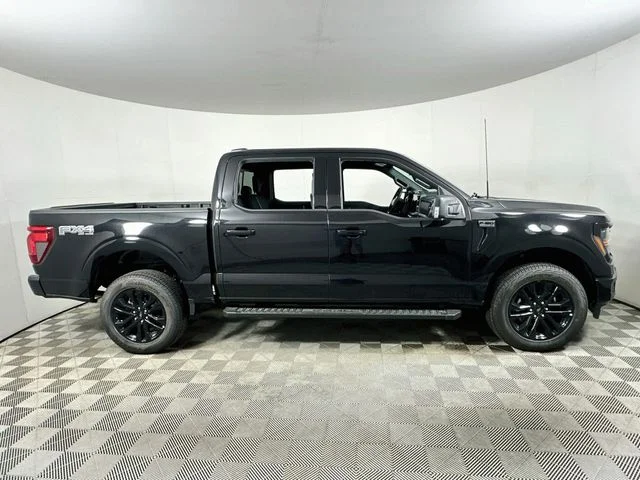 New 2026 Black Ford XLT image 2