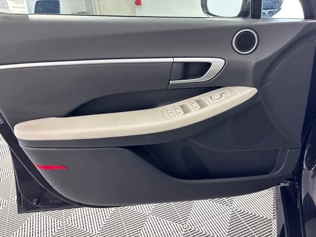 Used 2024 Blue Hyundai SEL image 23
