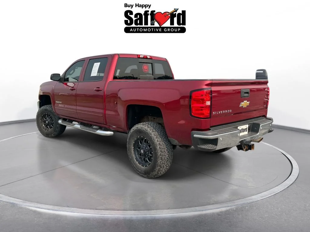 Used 2018 Red Chevrolet LT image 3