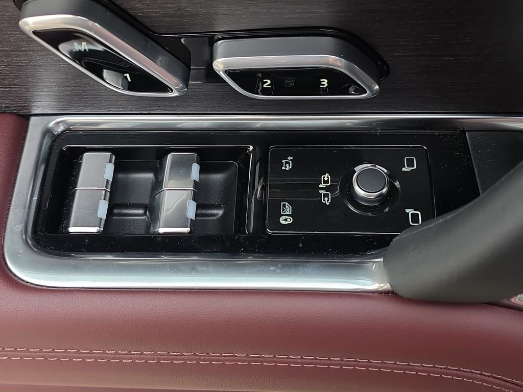 2025 Land Rover Range Rover Autobiography - Photo 29