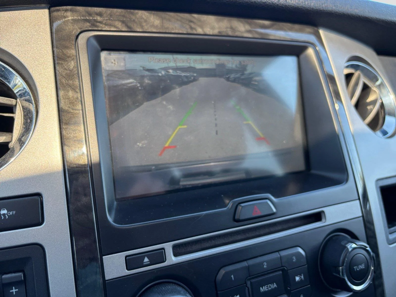 Used 2016 Magnetic Ford Limited image 22