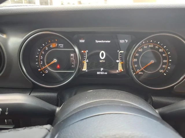 Used 2023 Black Jeep Sport S image 23