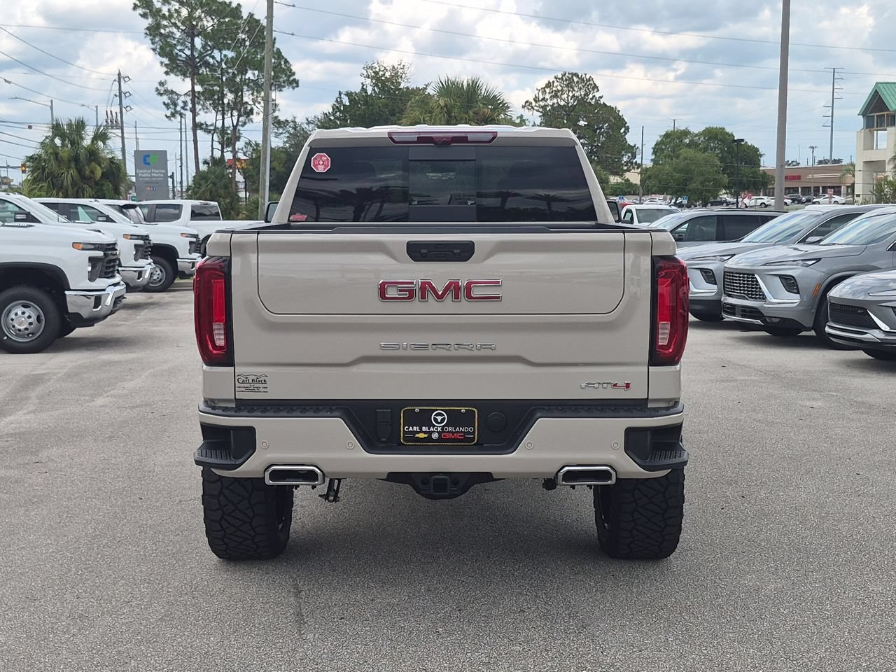 2026 GMC Sierra 1500 AT4 - Photo 7