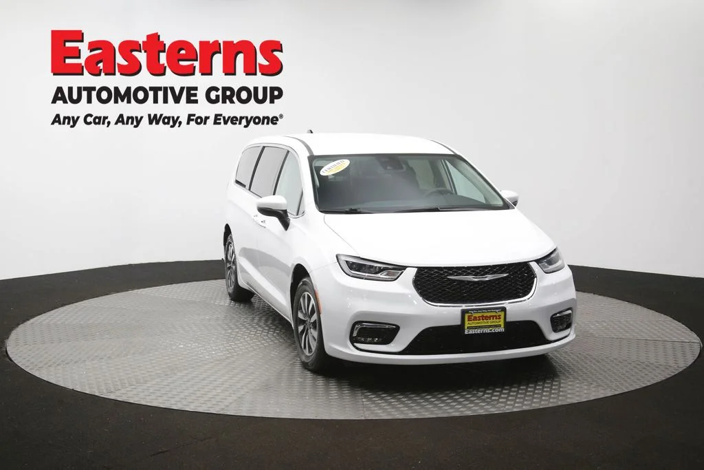 Used 2023 White Chrysler Touring L image 54