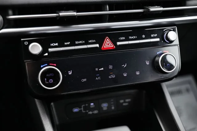 Used 2025 Phantom Black Hyundai XRT image 38