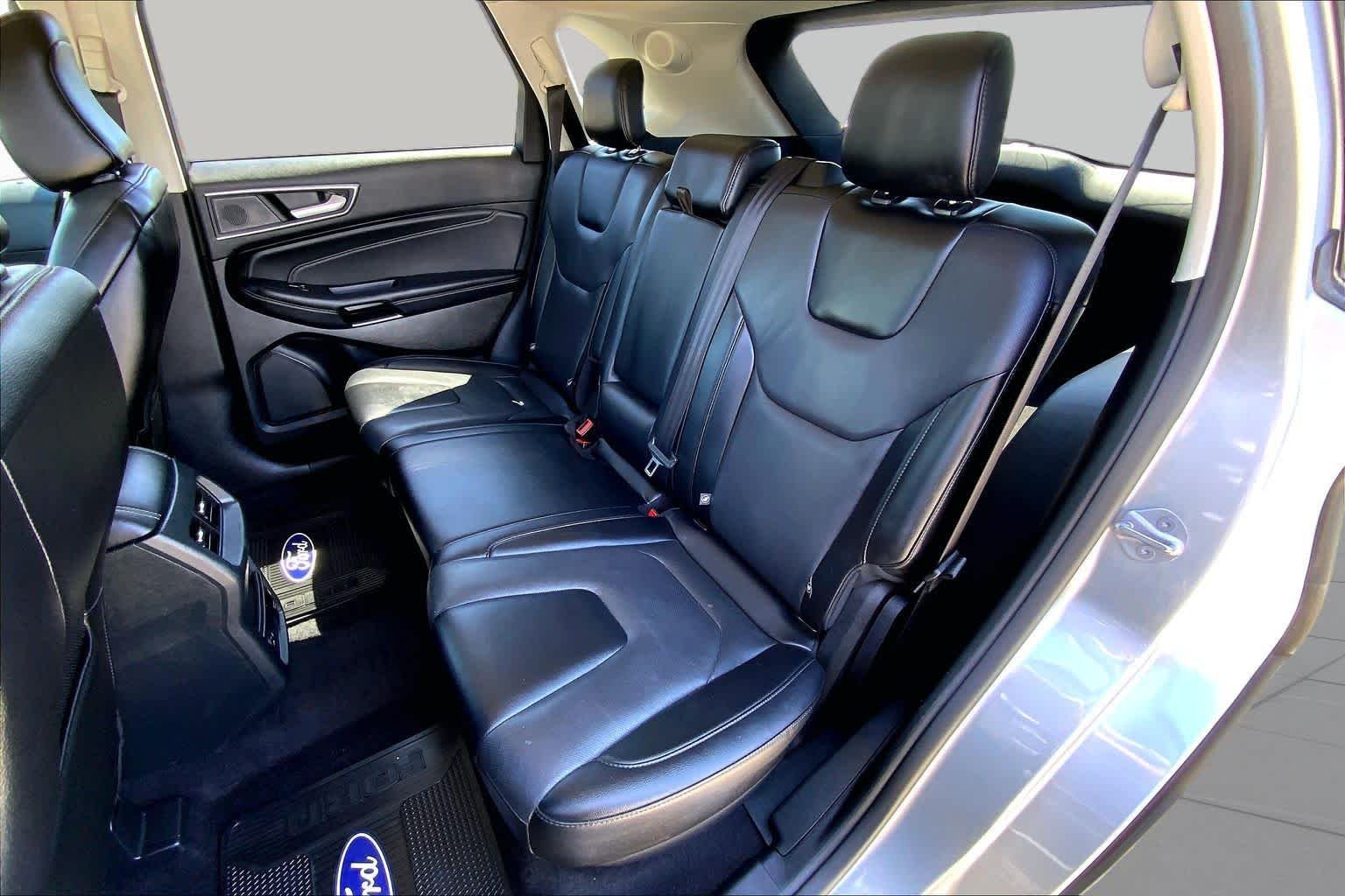 Used 2022 Iconic Silver Metallic Ford Titanium image 21