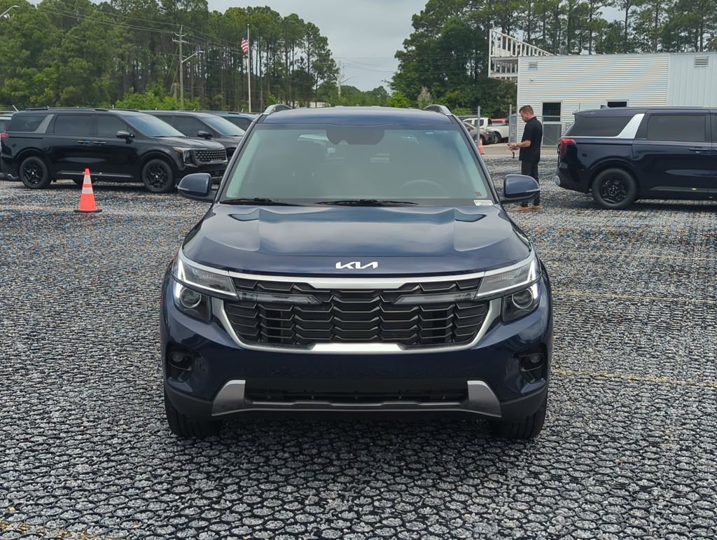 New 2026 Dark Ocean Blue Kia EX image 10