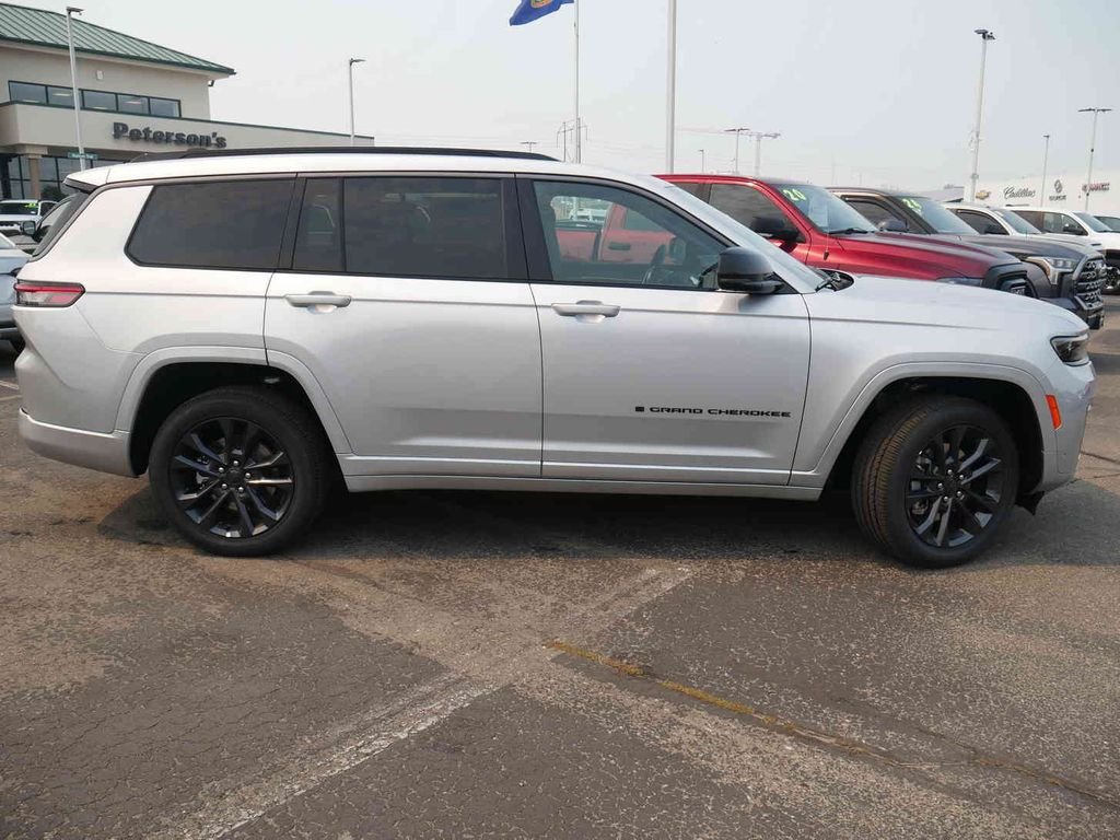 New 2026 Silver Zynith Jeep Limited image 20