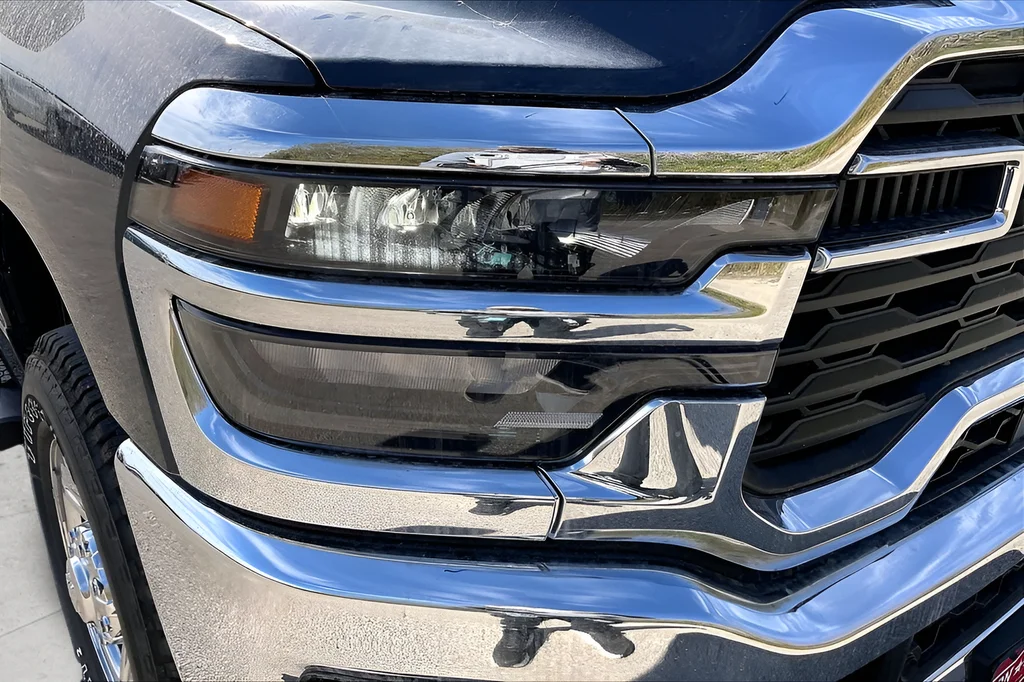 New 2026 Forged Blue Metallic RAM Tradesman image 19