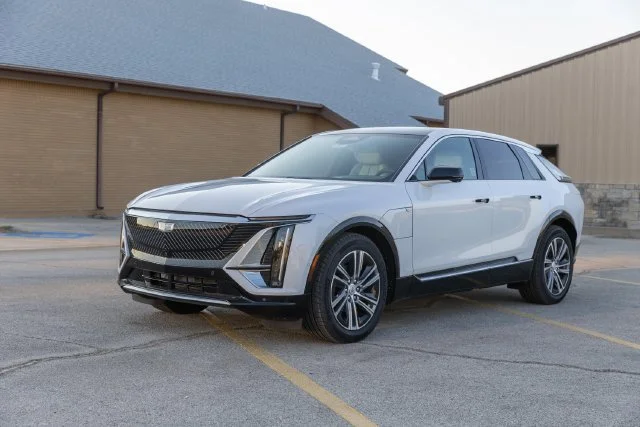 New 2025 Crystal White Tricoat Cadillac Luxury 1 image 1