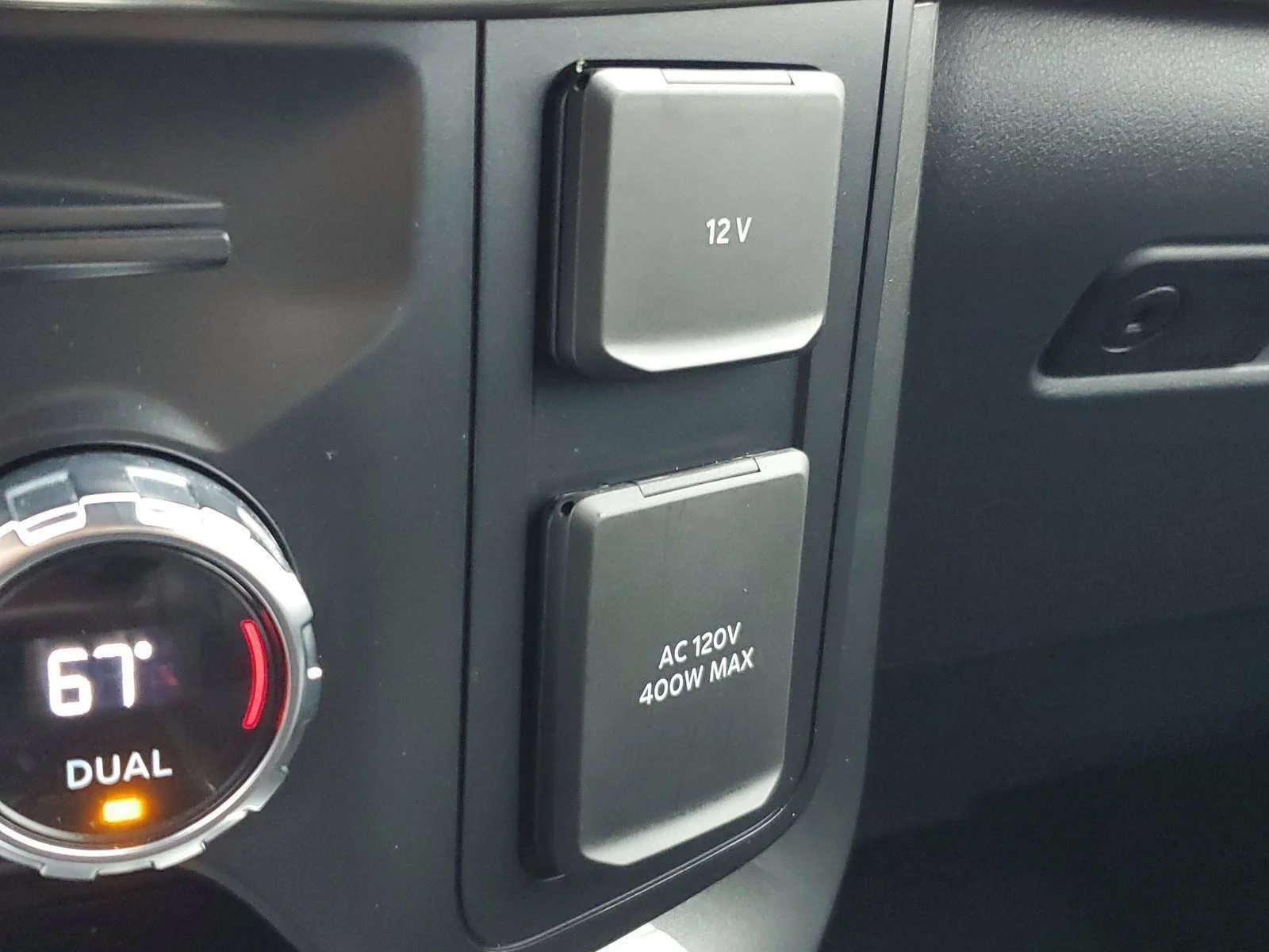 Used 2021 Gray Ford Lariat image 25