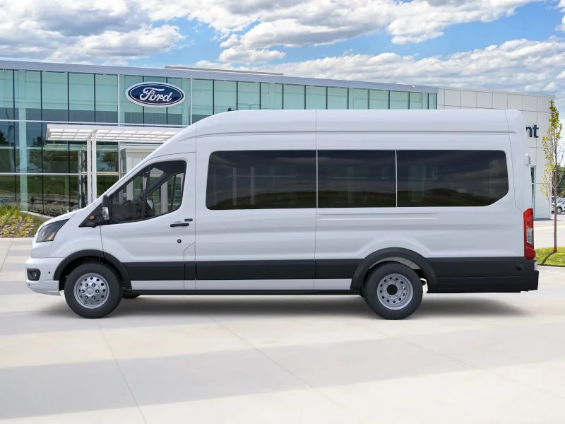 New 2026 Oxford White Ford Passenger Van XLT image 3