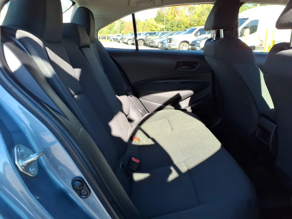 Used 2022 Blue Toyota LE image 6