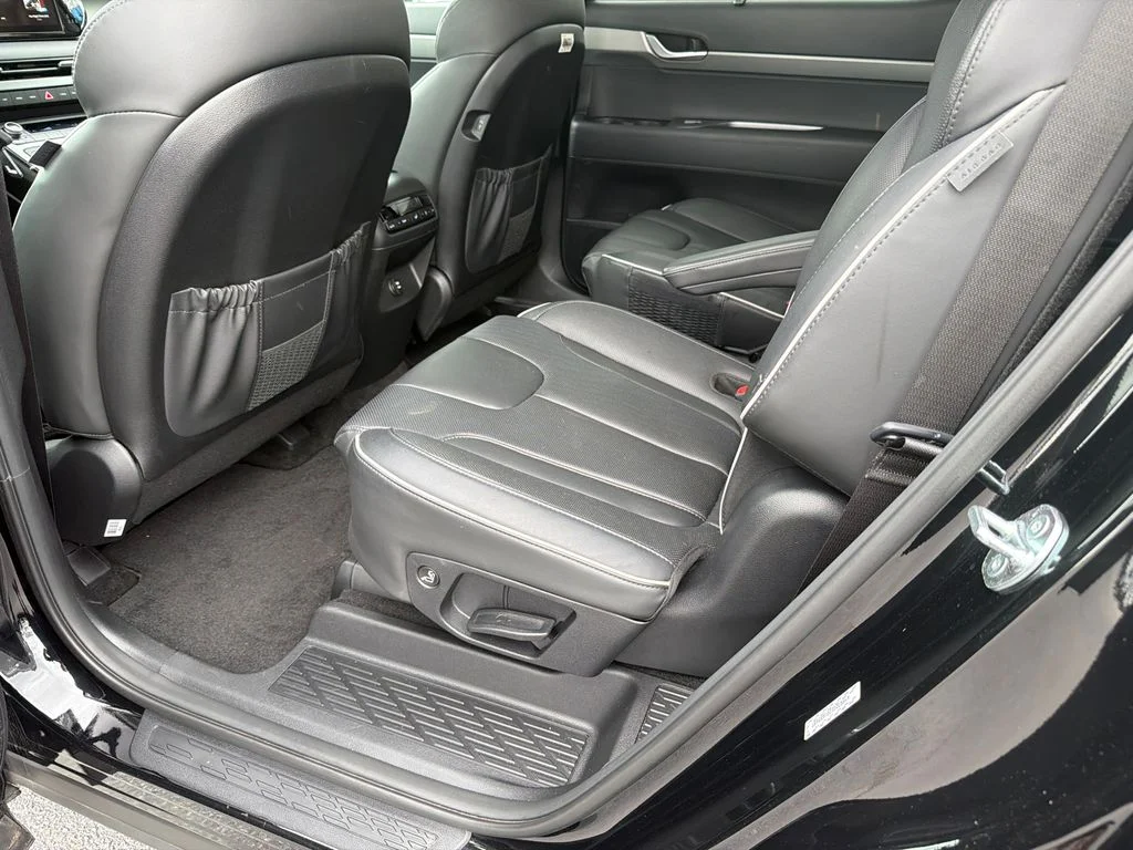 Used 2024 Black Hyundai XRT image 21