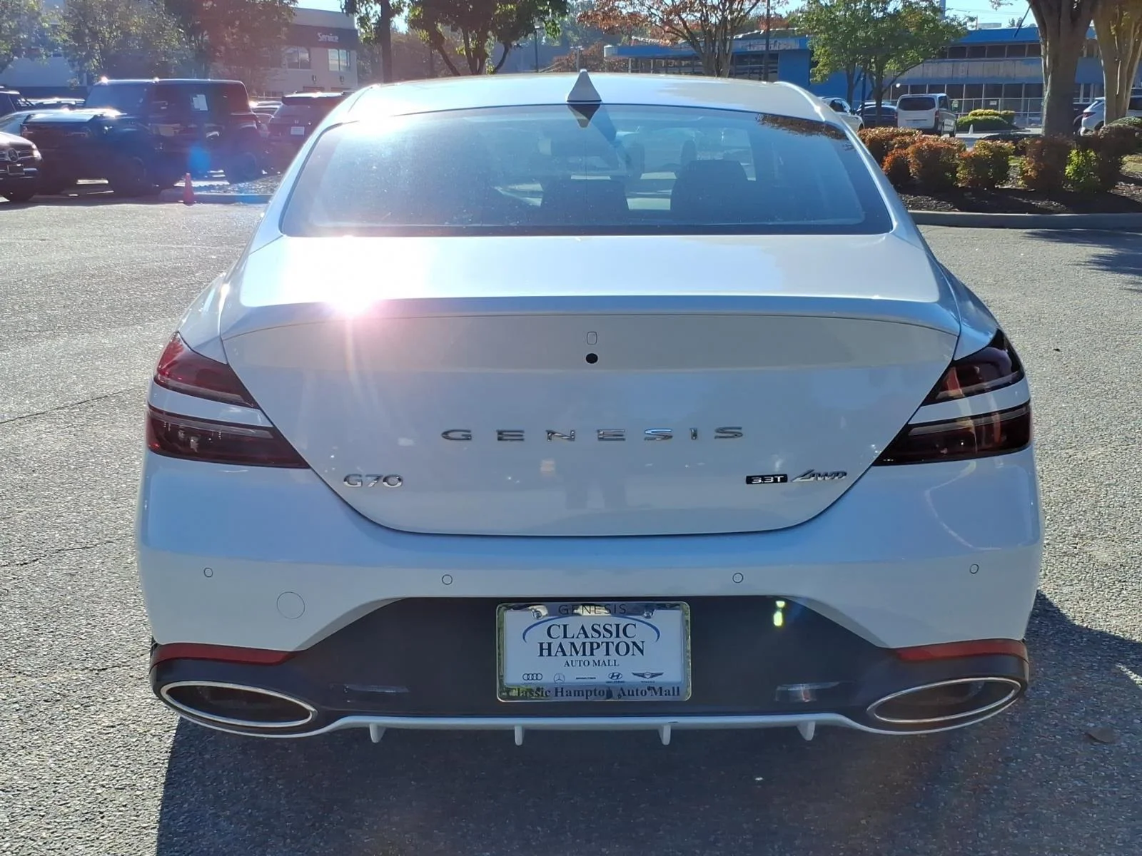 Certified Used 2026 Uyuni White Genesis 3.3T Sport Prestige image 9