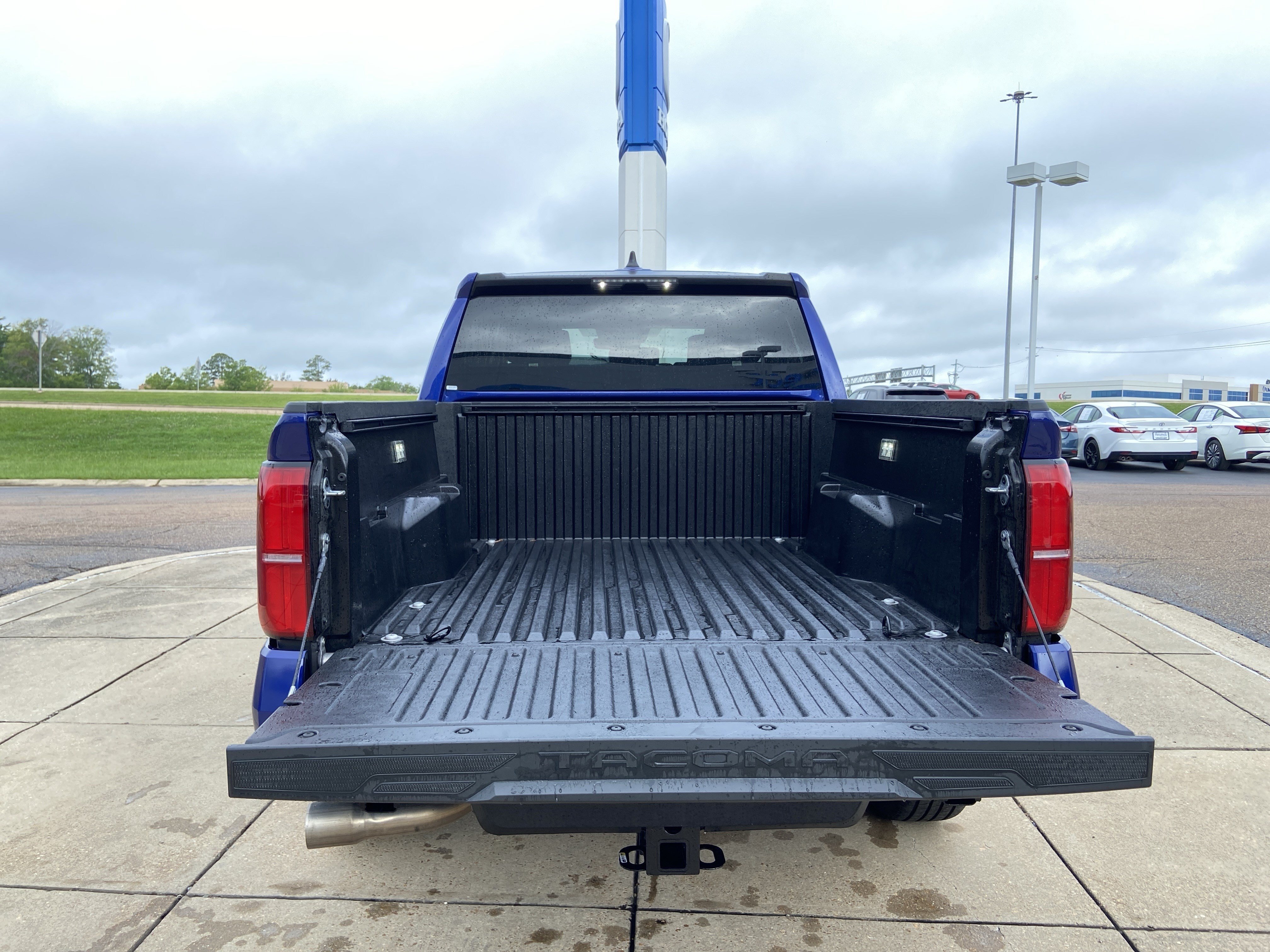 Used 2025 Blue Toyota SR5 image 26