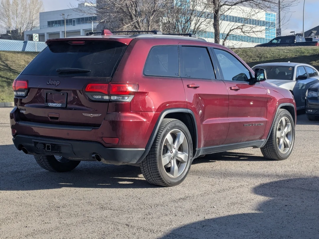 Certified Used 2017 Red Jeep Trailhawk - - 4x4 - Power Sunroof - Uconnect 8.4 Nav - Quadra-Lift Air - 3.6L Pentastar V6 & More! image 8