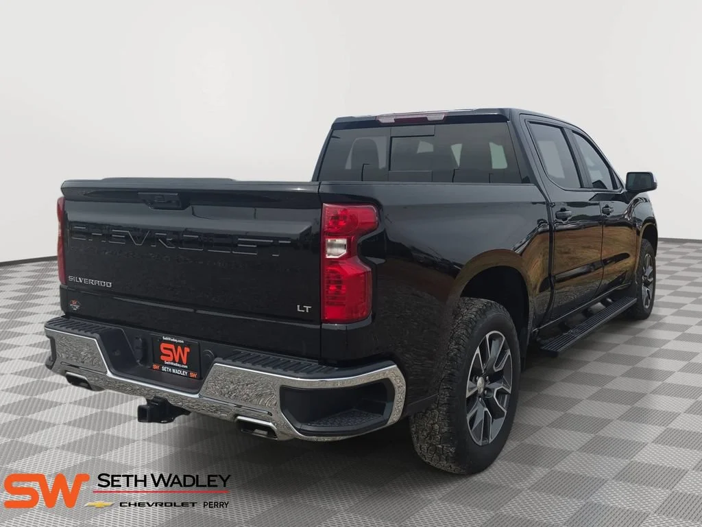 Used 2024 Black Chevrolet LT image 7