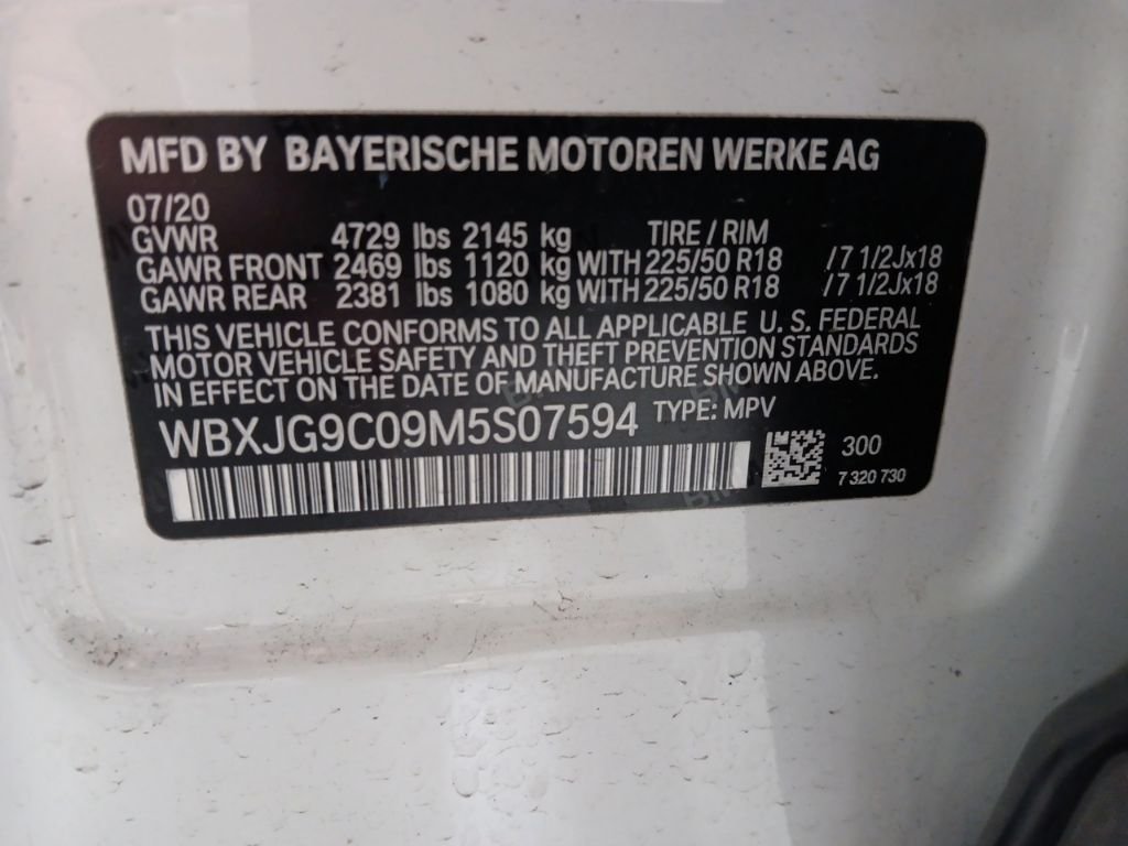 Used 2021 White BMW xDrive28i image 10