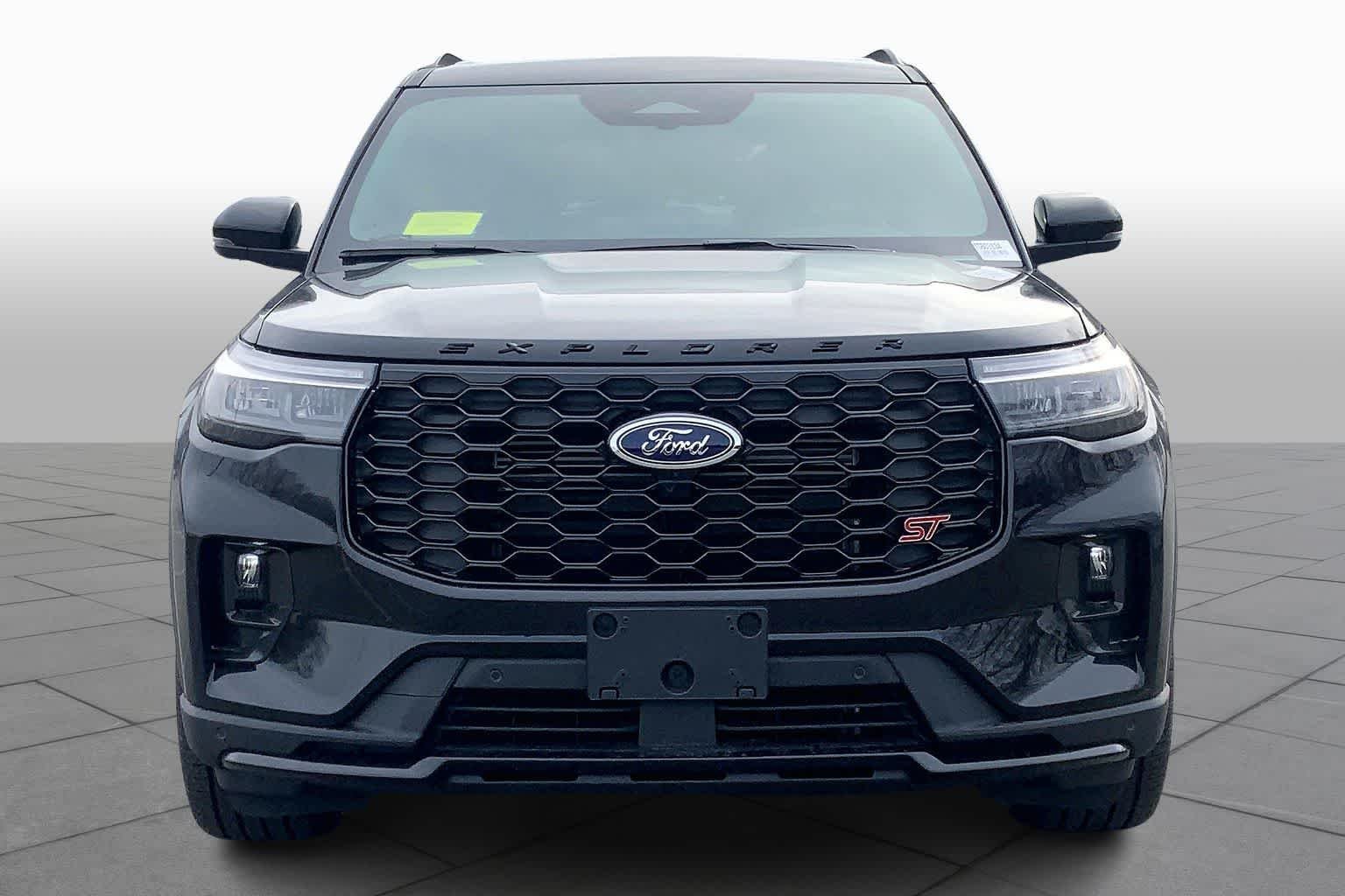 New 2026 Agate Black Metallic Ford ST image 2