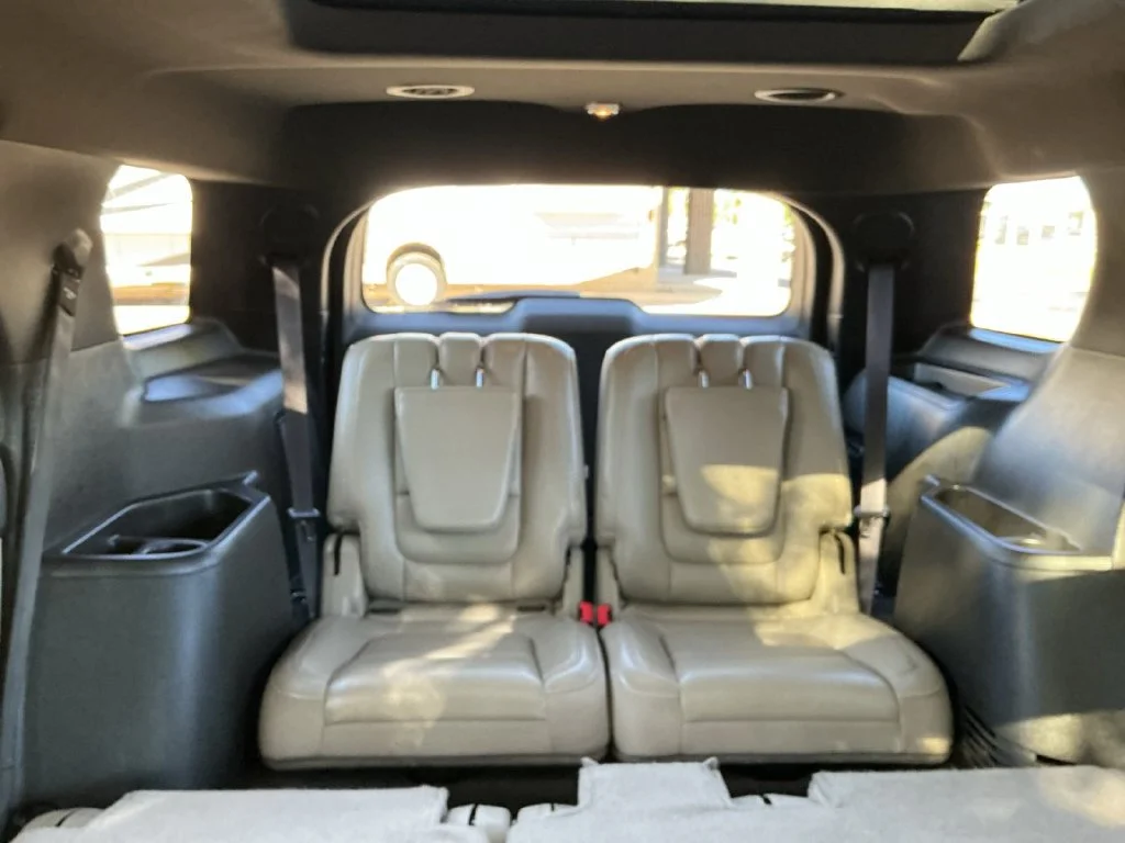 Used 2013 Red Ford Limited image 25