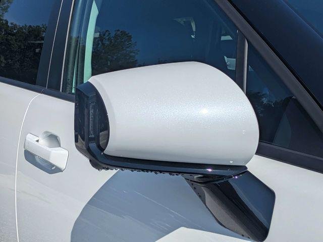 New 2027 White Hyundai Blue SEL Premium 8P image 10