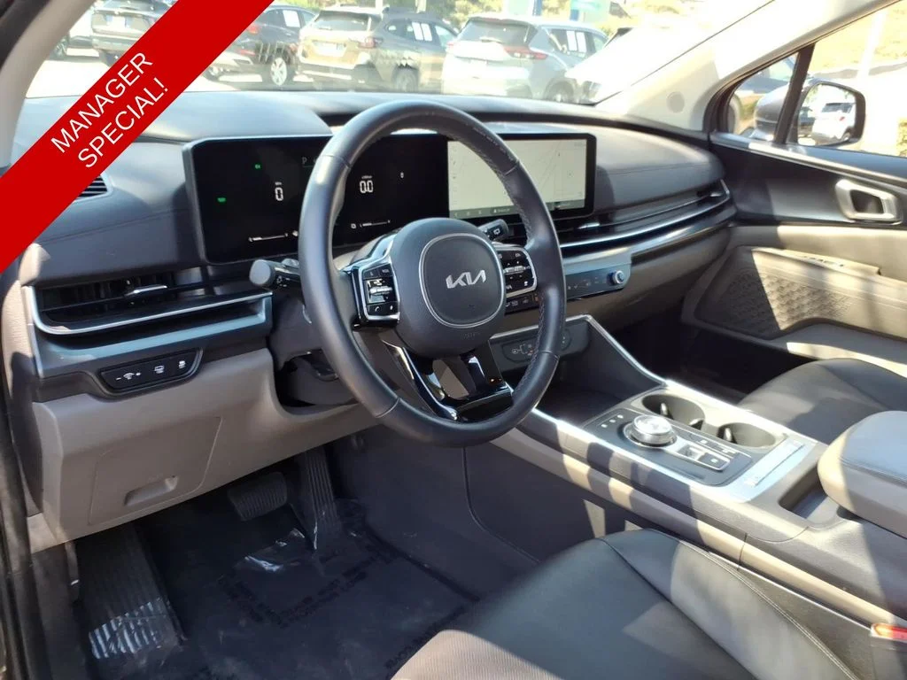 Used 2025 Gray Kia LXS image 22