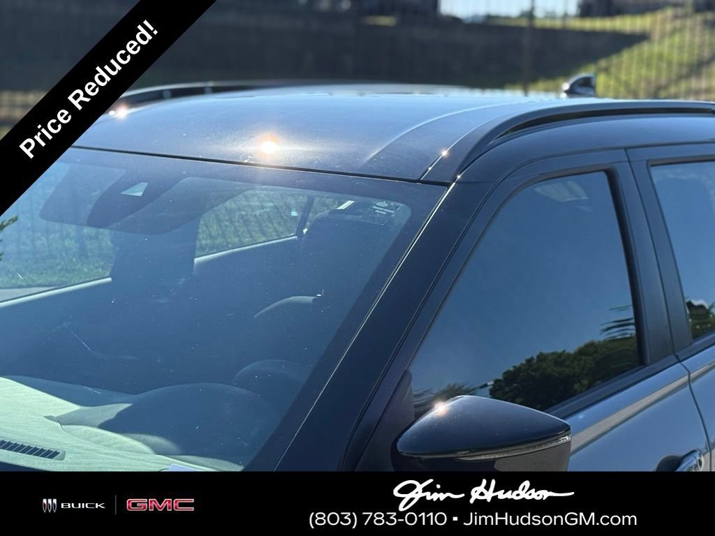Used 2024 Gray Nissan SR Xtronic CVT image 10