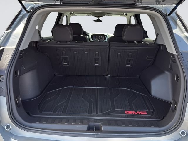 Used 2023 Silver GMC SLE image 12
