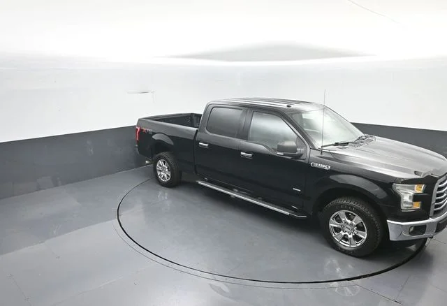 Used 2016 Shadow Black Ford XLT image 23