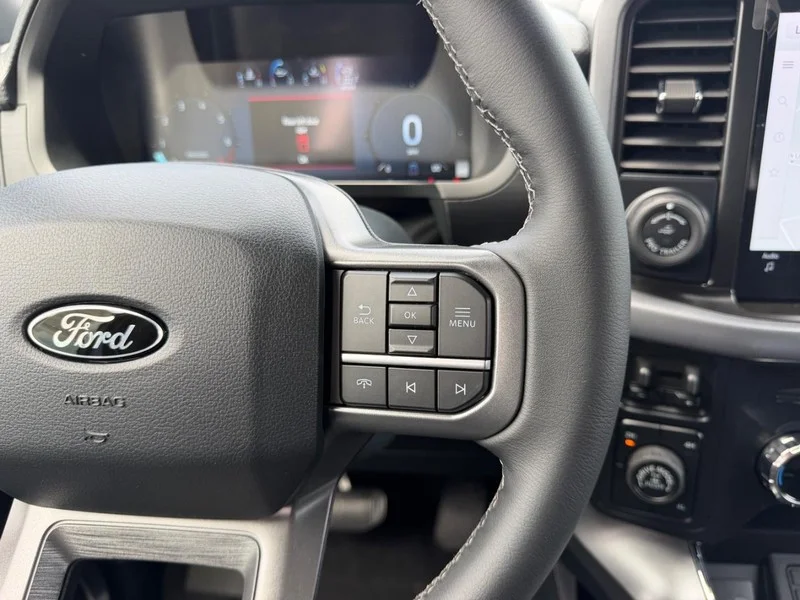 New 2026 Carbonized Gray Metallic Ford XLT image 13