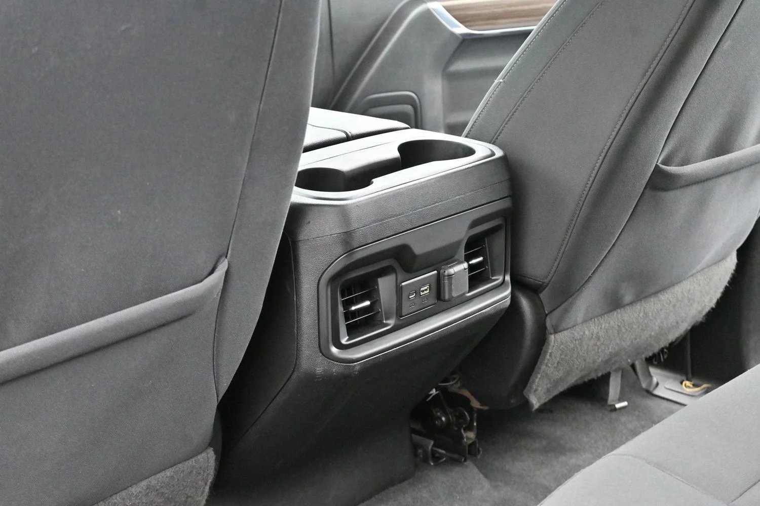 Used 2020 SATIN STEEL METALLIC Chevrolet RST image 29