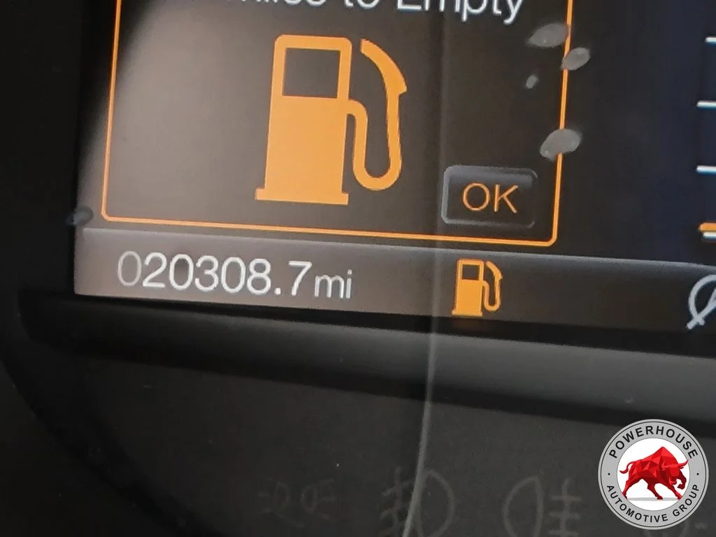 Used 2024 Gray Ford SEL image 34