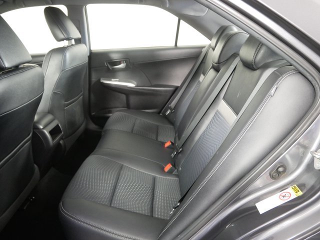 Used 2014 Magnetic Gray Metallic Toyota SE image 12