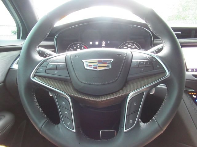 Certified Used 2024 Crystal White Tricoat Cadillac Sport image 24