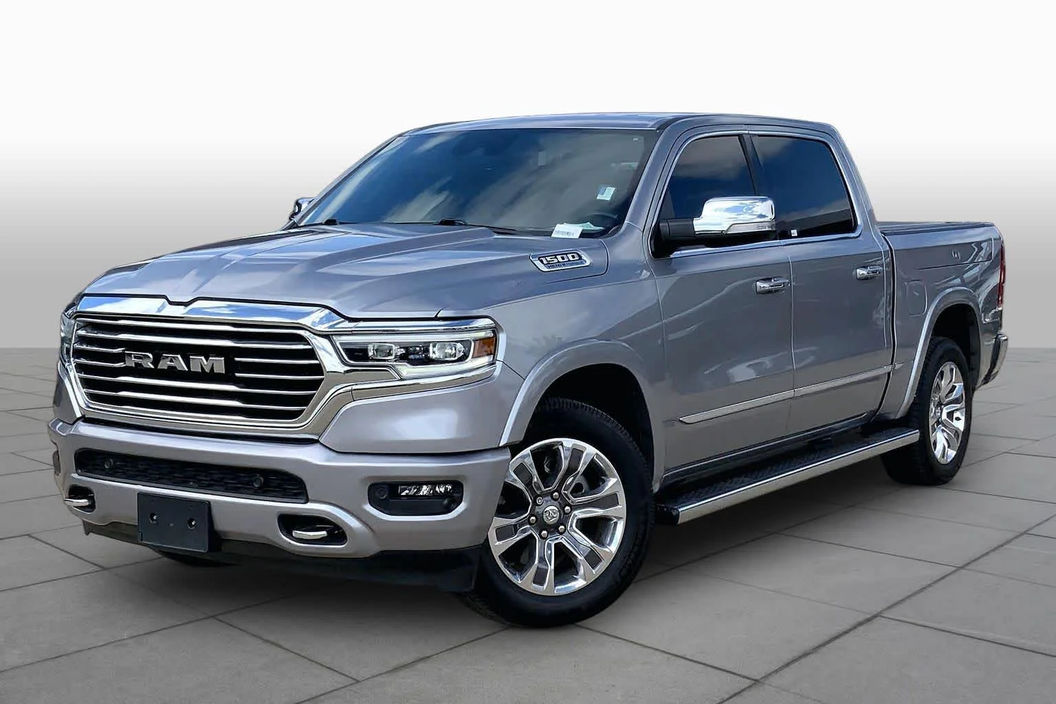 2022 RAM 1500 Longhorn 4x4 Crew Cab 5'7's photo