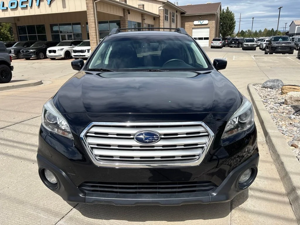 Used 2017 Black Subaru 2.5i Premium image 2