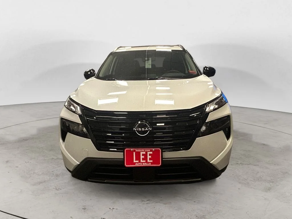 New 2026 Everest White Pearl Tricoat Nissan Dark Armor image 8