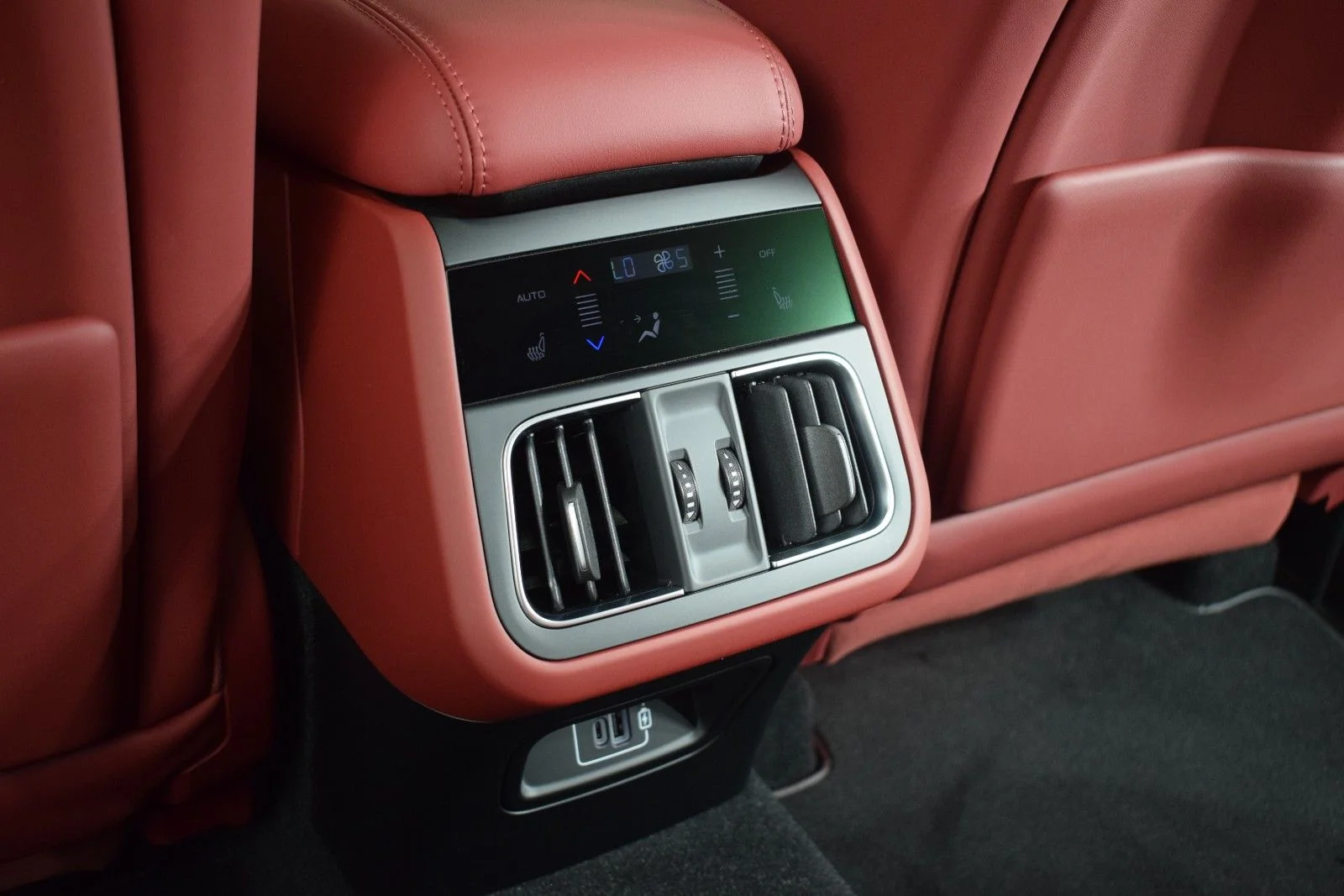 New 2025  Maserati  image 20