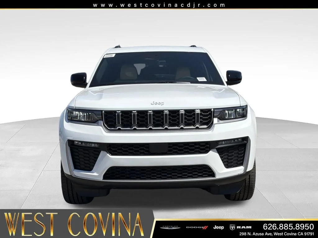 New 2026 Bright White Clear-Coat Exterior Paint Jeep Limited image 3