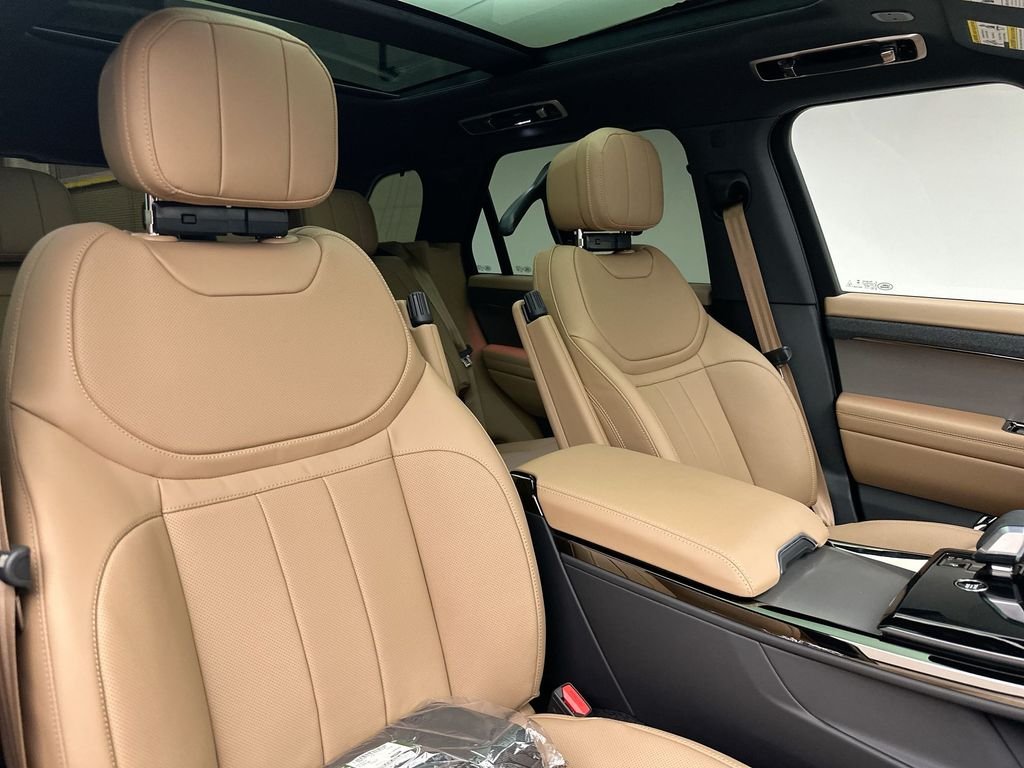New 2026 Varesine Blue Land Rover SE image 14
