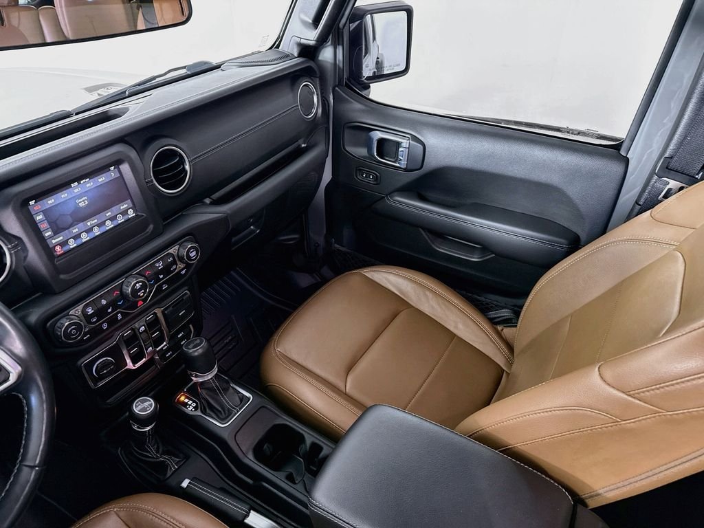 Used 2021 Gray Jeep Unlimited Sahara image 22