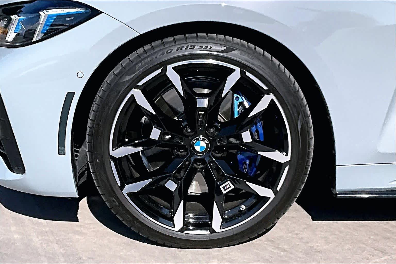 Used 2027 Brooklyn Grey Metallic BMW M440i image 11