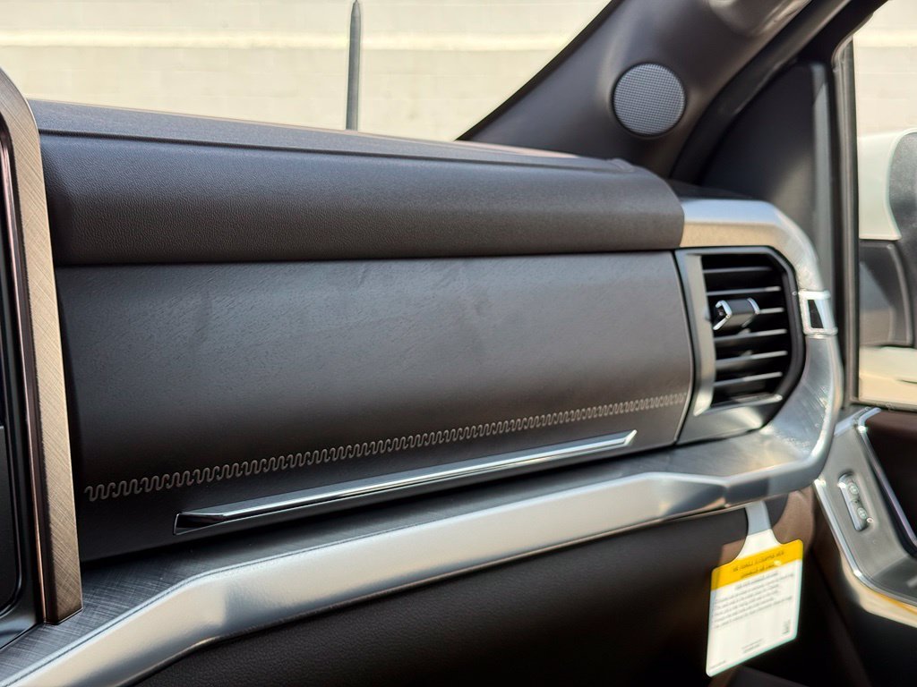New 2026 Star White Metallic Tri-Coat Ford King Ranch® image 9