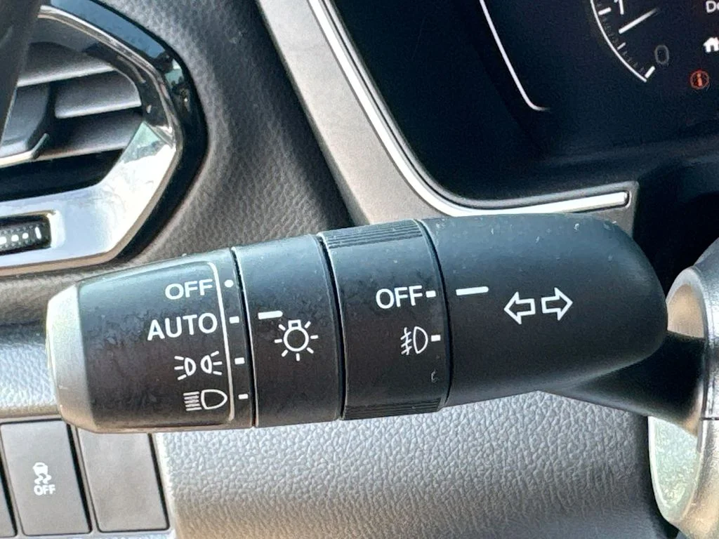 Used 2024 Gray Honda Touring image 12