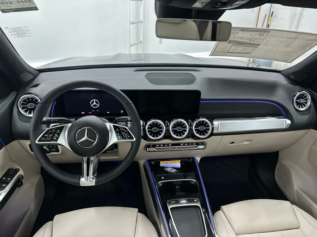 New 2026 Black Mercedes-Benz GLB 250 image 21