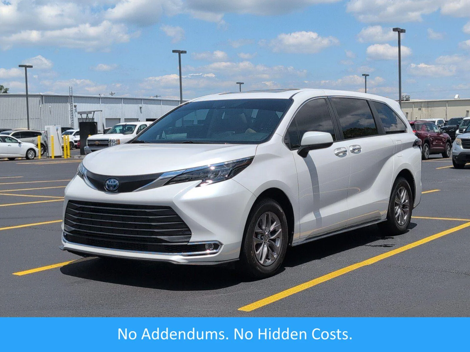 2024 Toyota Sienna XLE