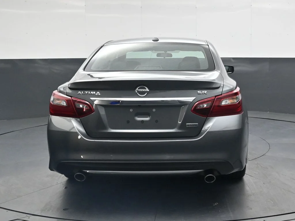 Used 2018 Gray Nissan 2.5 SR image 7