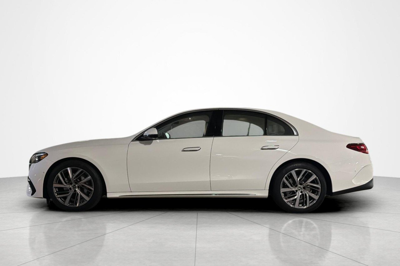 New 2027 Polar White Mercedes-Benz E 350 RWD Sedan image 2