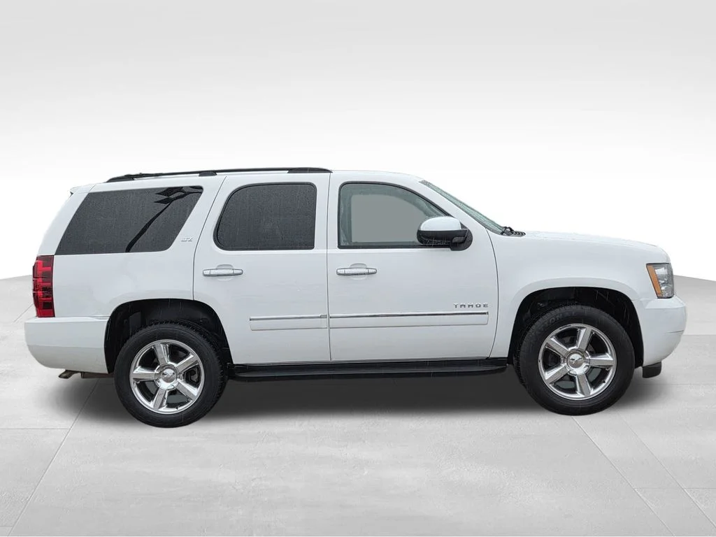 Used 2014 White Chevrolet LTZ image 5